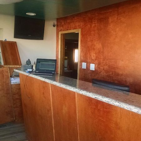 La Hacienda Inn Artesia Εξωτερικό φωτογραφία