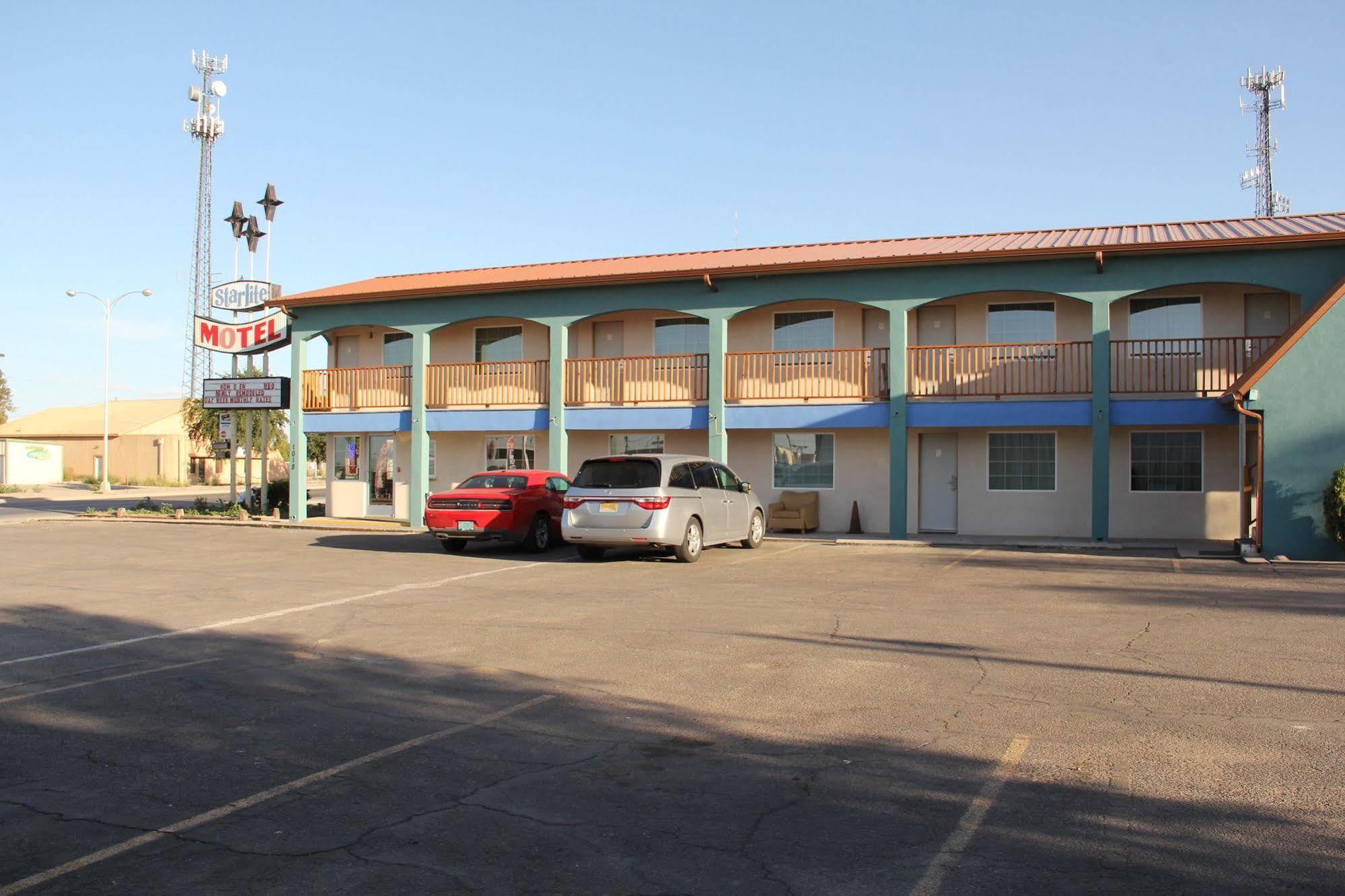 La Hacienda Inn Artesia Εξωτερικό φωτογραφία