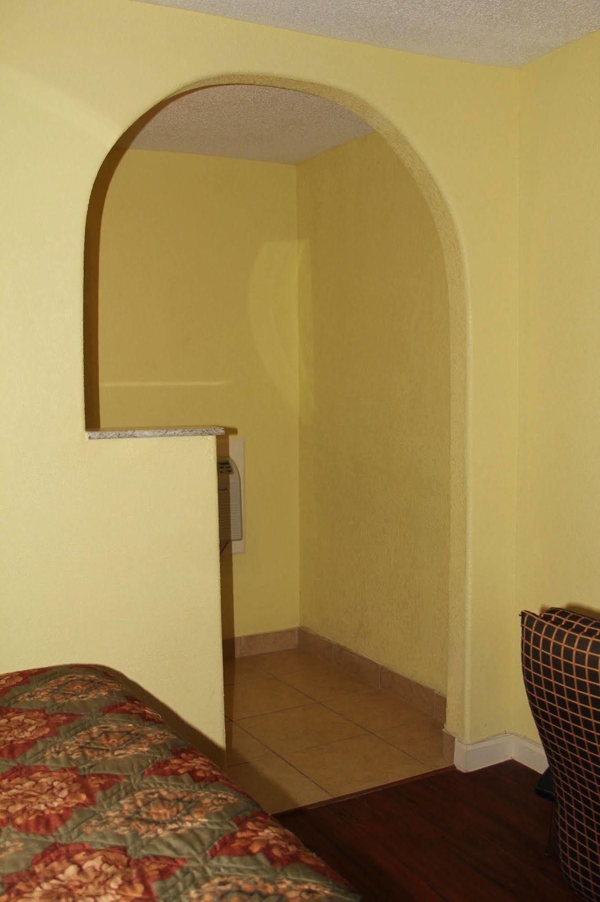 La Hacienda Inn Artesia Εξωτερικό φωτογραφία
